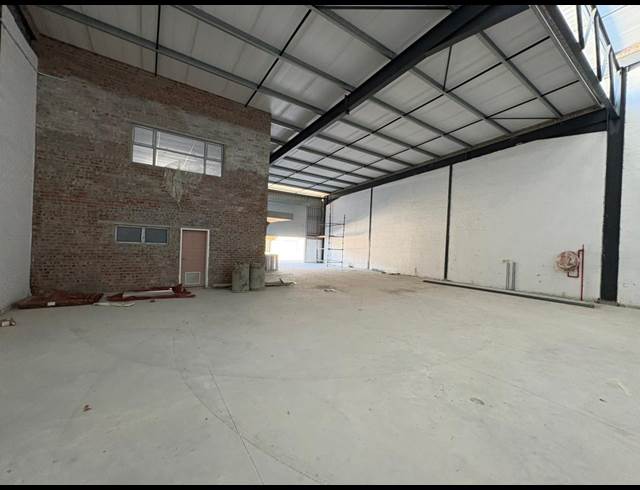 621.37M² WAREHOUSE TO LET IN FIRGROVE