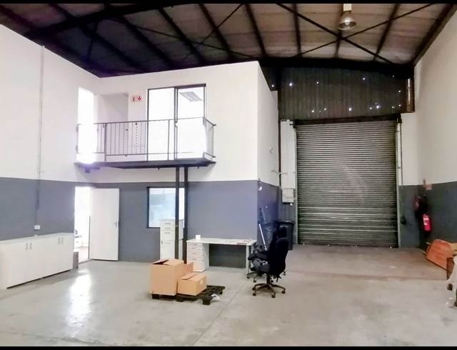 532M² WAREHOUSE TO LET IN BELLVILLE SOUTH