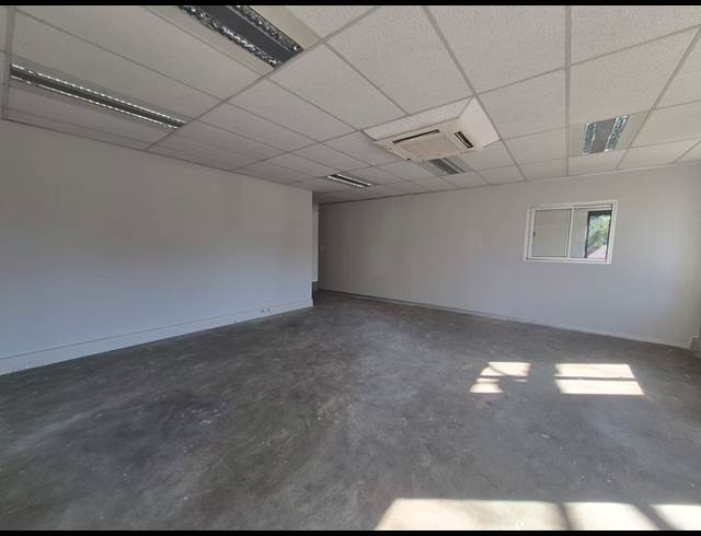 556M² OFFICE TO LET IN SANDTON CENTRAL