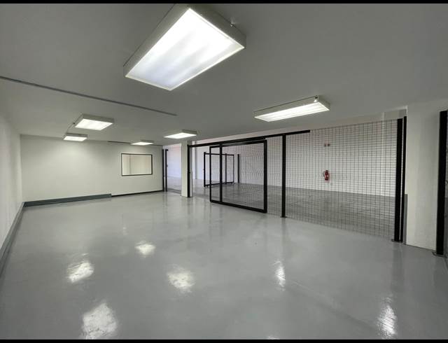 613M² WAREHOUSE TO LET IN HALFWAY HOUSE