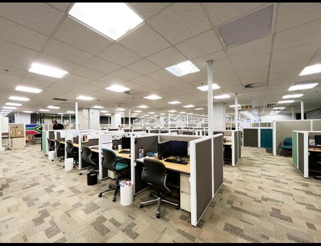 7,143M² OFFICE TO LET IN TOWNSEND ESTATE