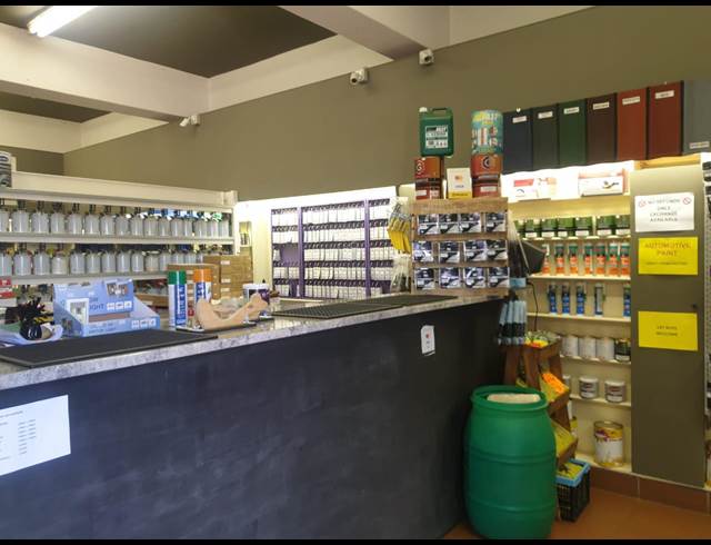 100M² RETAIL TO LET IN BREDELL