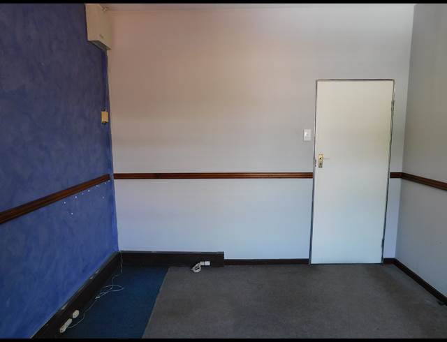 150M² OFFICE TO LET IN FERNDALE