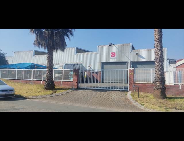 3,168M² WAREHOUSE TO LET IN SELBY
