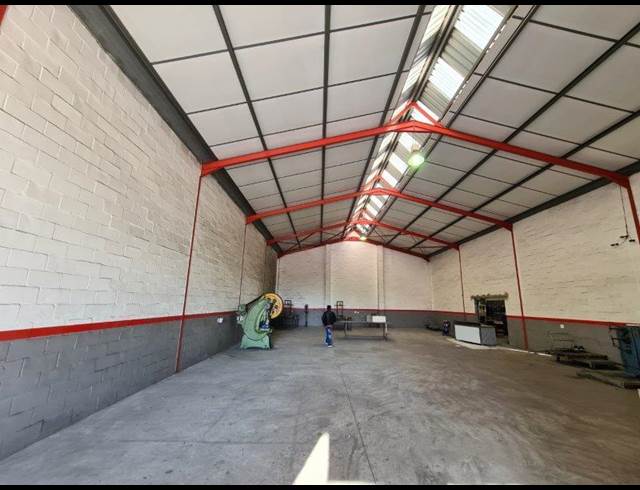 360M² WAREHOUSE TO LET IN KILLARNEY GARDENS
