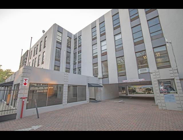 2,000M² OFFICE TO LET IN ROSEBANK