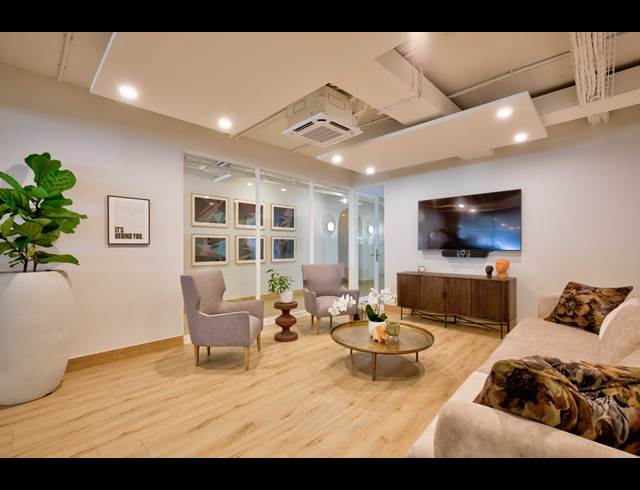 134.80M² SERVICED OFFICE TO LET IN ALLANDALE