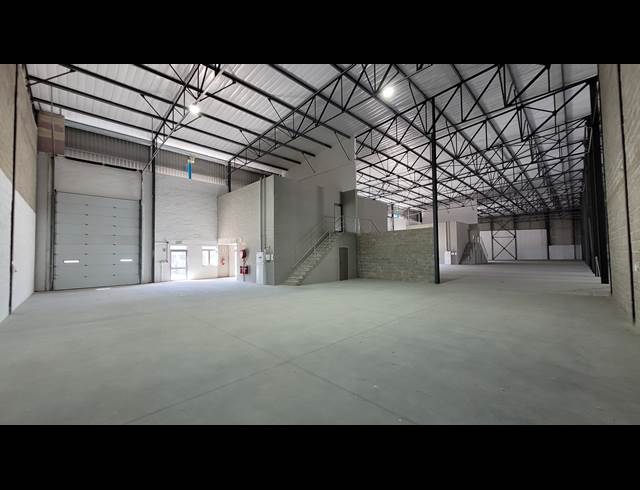710M² WAREHOUSE TO LET IN BELLVILLE SOUTH