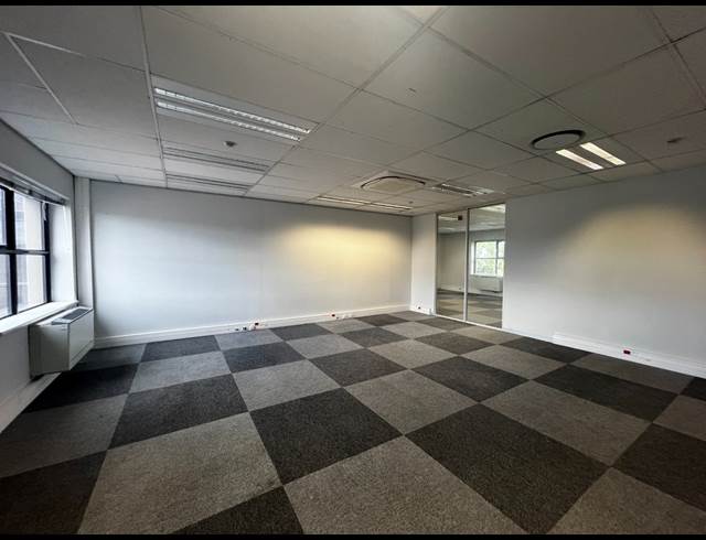 415M² OFFICE TO LET IN MOWBRAY