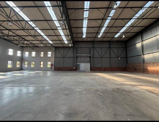 1,550M² WAREHOUSE TO LET IN RANDJESPARK