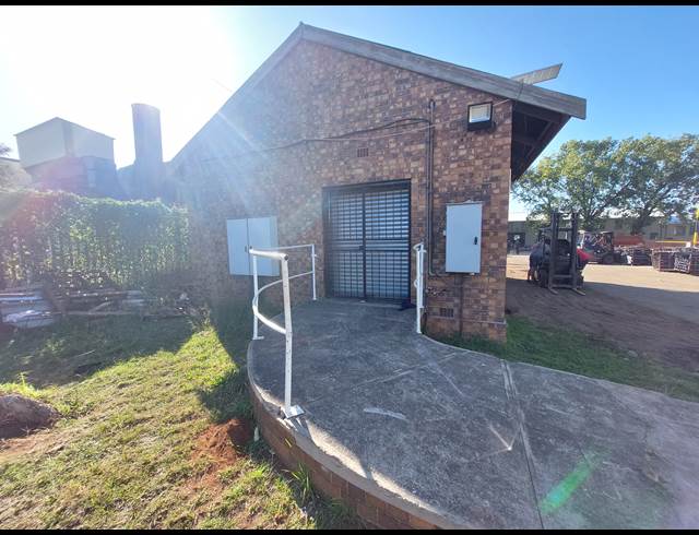 60M² WAREHOUSE RENTED IN BENONI SOUTH