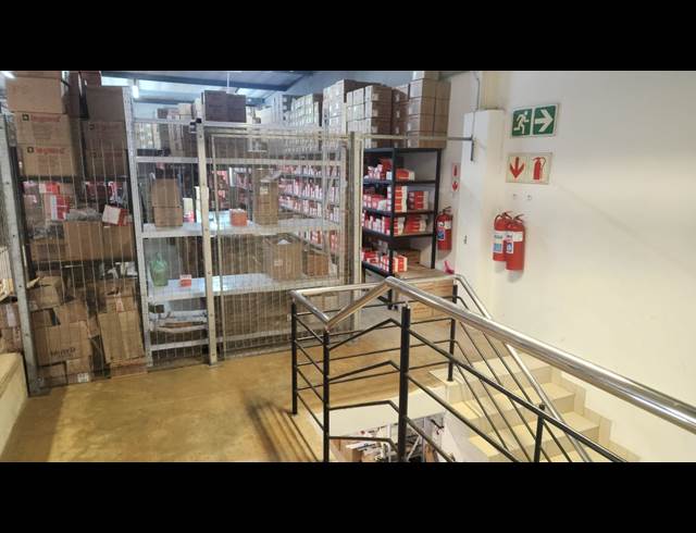 494M² WAREHOUSE TO LET IN UMHLANGA RIDGE
