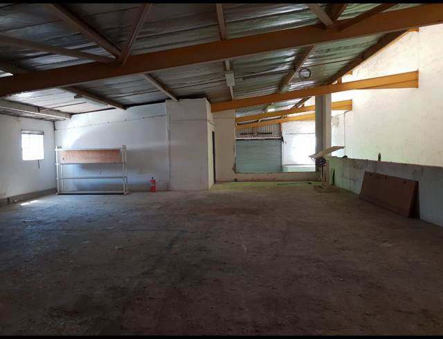 528M² WAREHOUSE TO LET IN SPRINGFIELD
