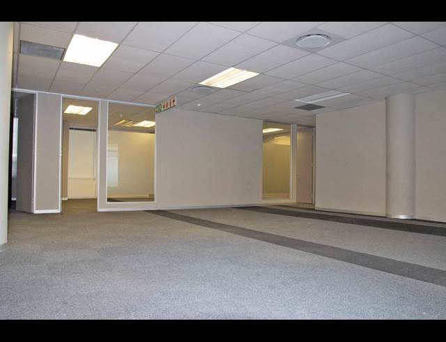 770M² OFFICE TO LET IN SANDOWN