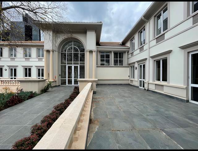 608M² OFFICE TO LET IN SANDTON CENTRAL