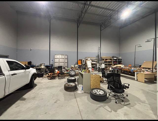 428M² WAREHOUSE TO LET IN KRAAIFONTEIN INDUSTRIA