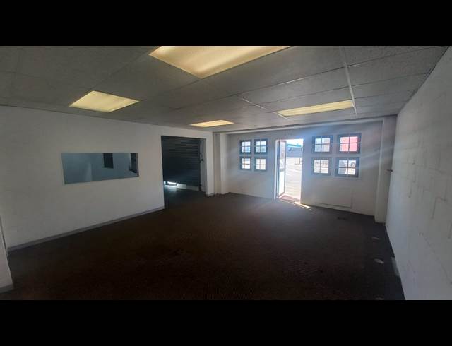 410.50M² WAREHOUSE TO LET IN EPPING INDUSTRIAL