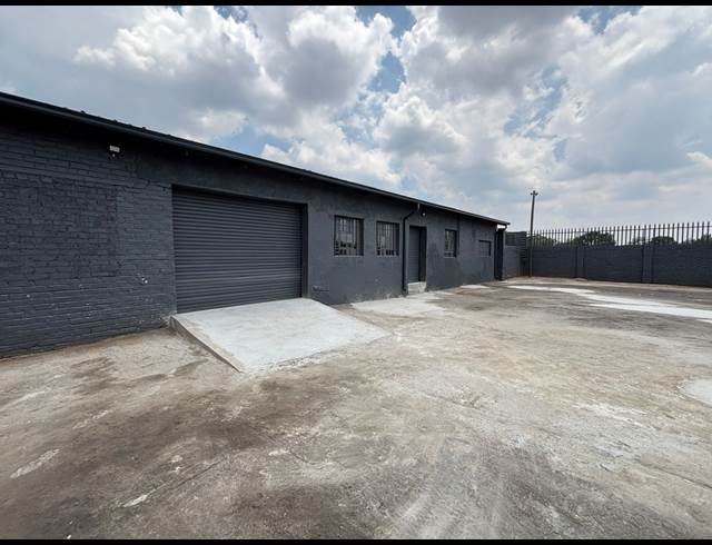 1,223M² WAREHOUSE TO LET IN ELANDSFONTEIN