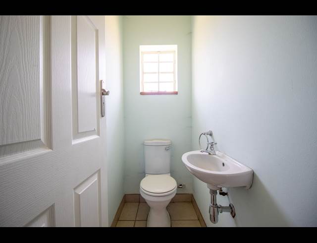 3 BEDROOM HOUSE TO LET IN PRIMROSE HILL