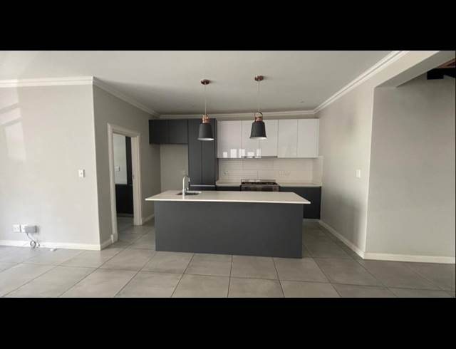 3 BEDROOM CLUSTER TO LET IN BRYANSTON