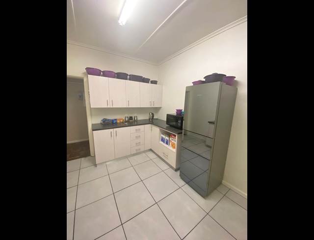 2 bed property to rent in LANGERUG