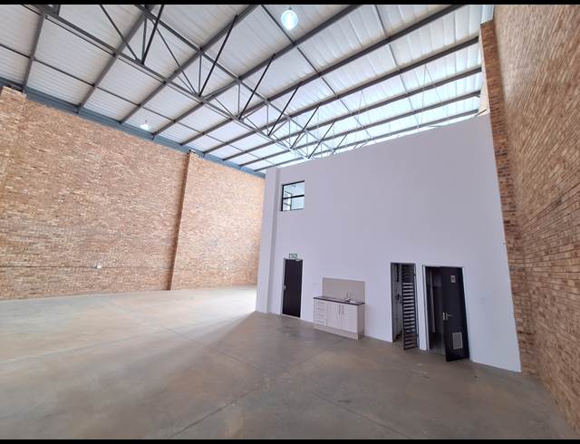 414M² WAREHOUSE TO LET IN KYA SANDS