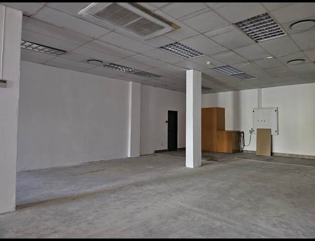 160M² RETAIL TO LET IN MAGALIESKRUIN