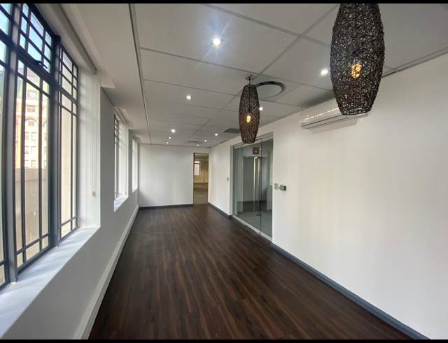 340M² OFFICE TO LET IN CAPE TOWN CITY CENTRE