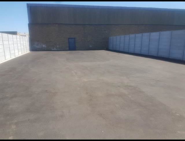 450M² FACTORY RENTED IN ATHLONE INDUSTRIAL