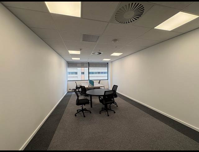 1,056M² OFFICE TO LET IN CAPE TOWN CITY CENTRE