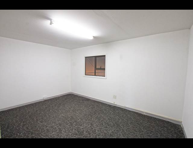 636.50M² WAREHOUSE TO LET IN KYA SANDS