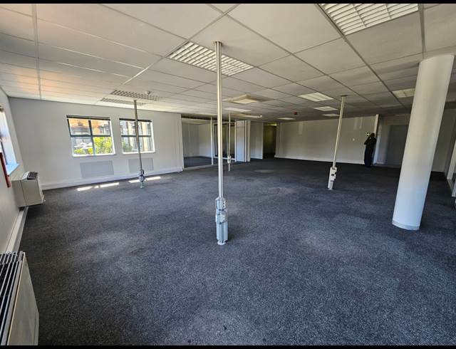 476M² OFFICE TO LET IN CENTURY CITY