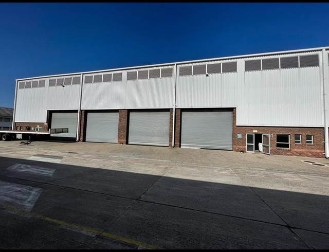 4,172M² WAREHOUSE TO LET IN SACKS CIRCLE INDUSTRIAL
