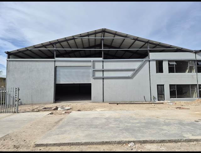 717M² WAREHOUSE TO LET IN WIMBLEDON ESTATE