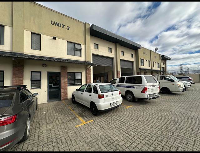 275M² WAREHOUSE TO LET IN PHILIPPI