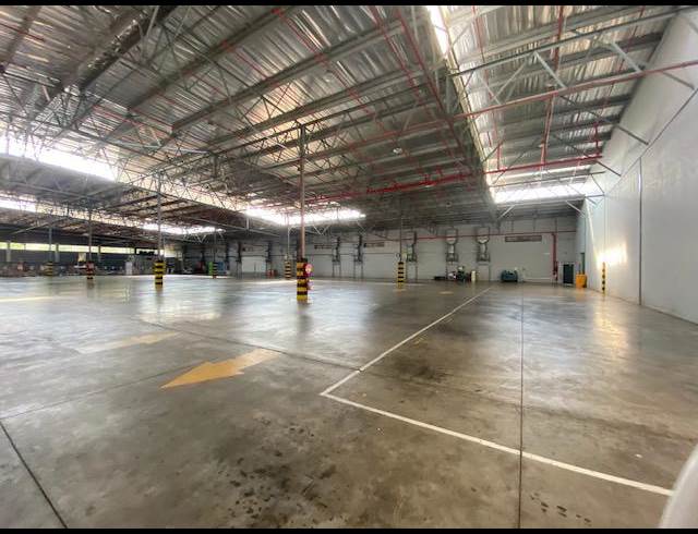 4,000M² WAREHOUSE TO LET IN RIVERHORSE VALLEY