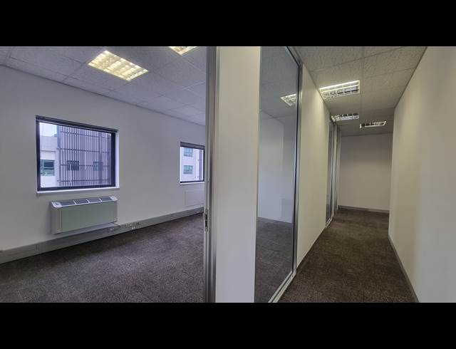 222M² OFFICE TO LET IN CENTURY CITY