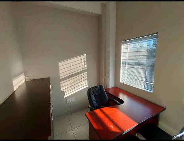 170M² FACTORY RENTED IN FISANTEKRAAL INDUSTRIAL