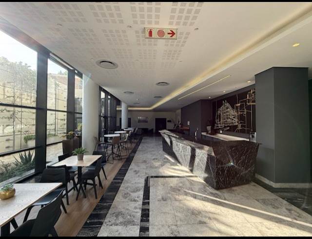502M² OFFICE TO LET IN CLAREMONT