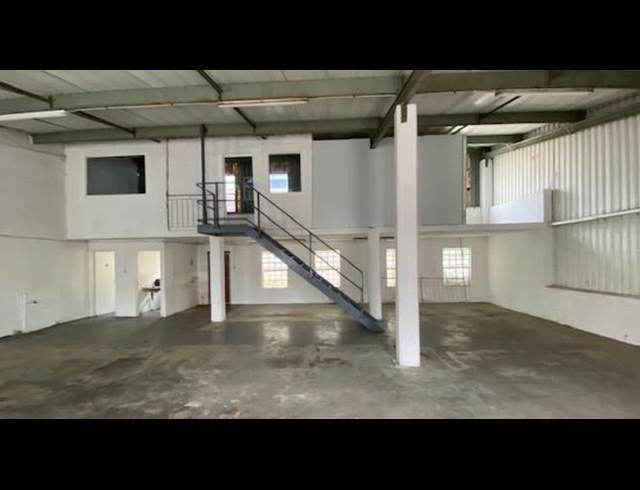 204M² WAREHOUSE TO LET IN SPRINGFIELD