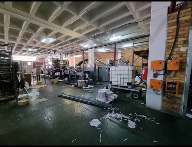 2,310M² FACTORY TO LET IN OPHIRTON