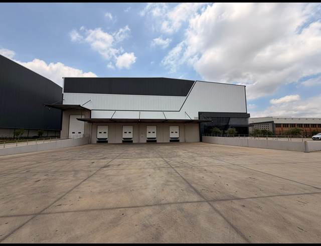 5,393M² WAREHOUSE TO LET IN LINBRO PARK