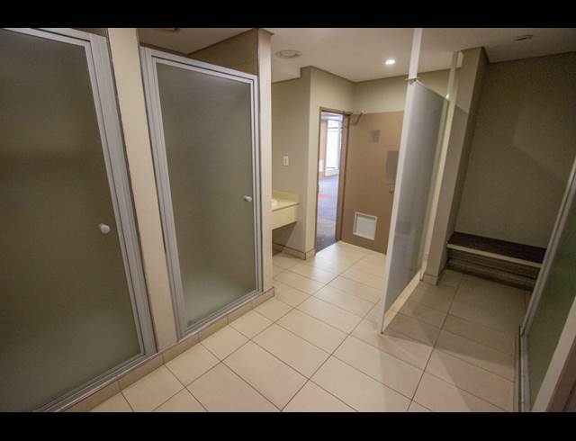 1,557M² OFFICE TO LET IN PARKTOWN