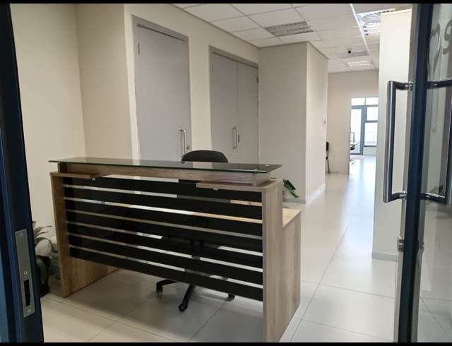 138M² OFFICE TO LET IN UMHLANGA RIDGE
