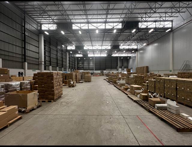 3,173M² WAREHOUSE TO LET IN AIRPORT INDUSTRIA