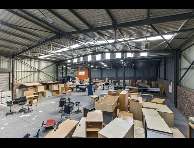 2,360M² WAREHOUSE TO LET IN WYNBERG