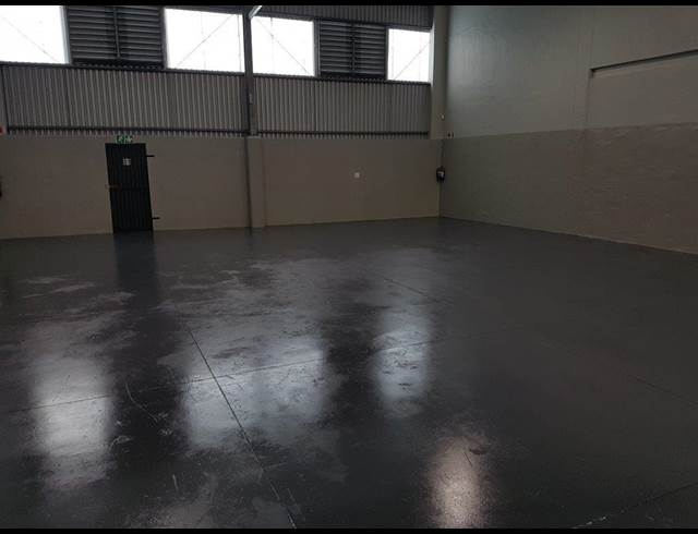 305M² WAREHOUSE TO LET IN BRIARDENE
