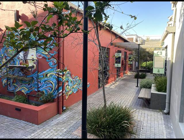 179M² OFFICE TO LET IN SALT RIVER