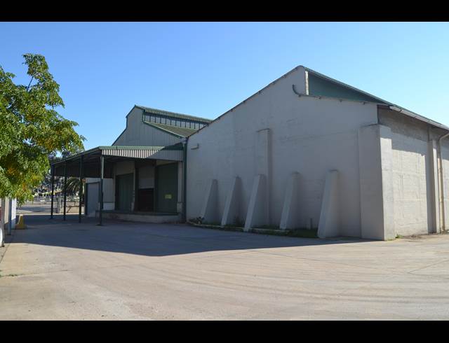 3,360M² WAREHOUSE TO LET IN MALMESBURY INDUSTRIA