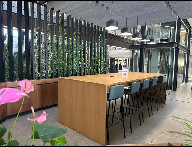 947M² OFFICE TO LET IN SANDTON CENTRAL